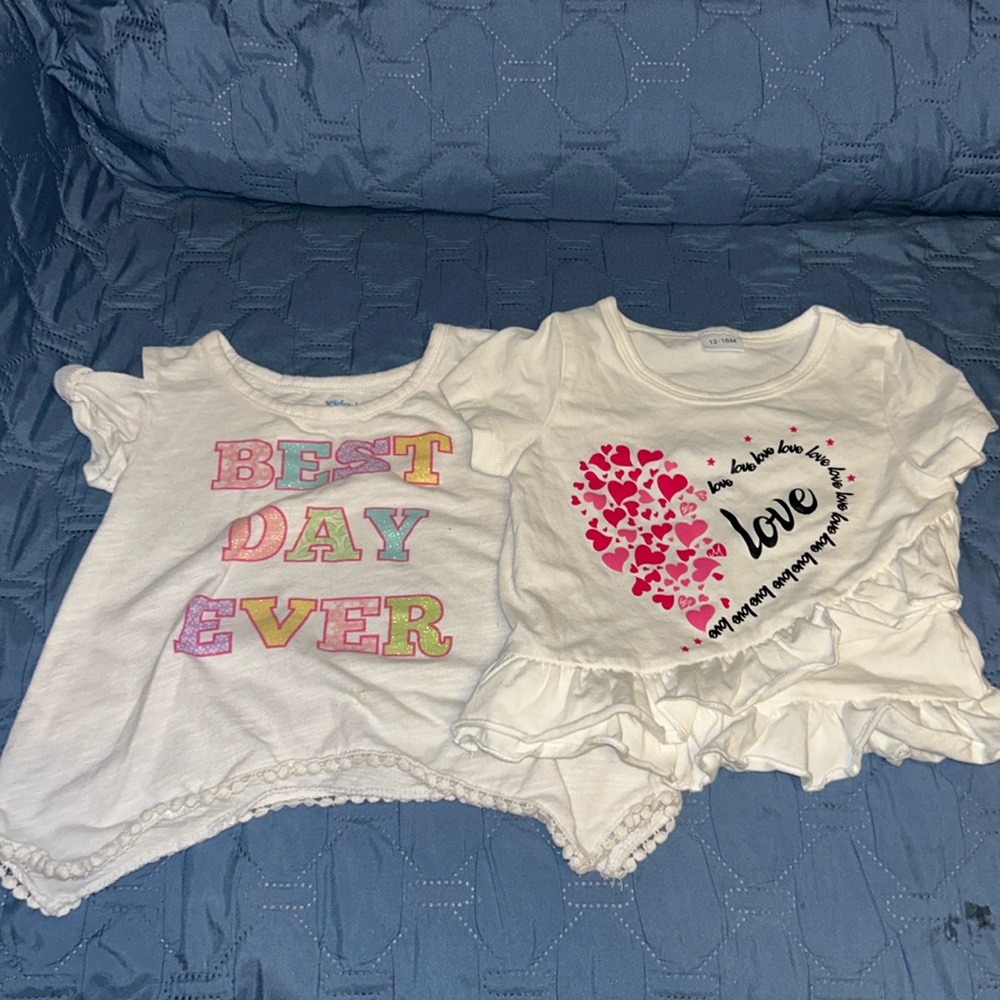 2 girls tops. Sz 18 months GUC.